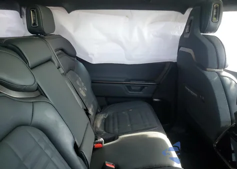 2025 Rivian R1S Premium из США, поврежденный, VIN 7PDSGCBP3SN061454